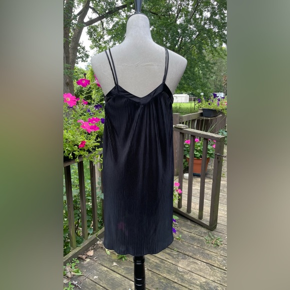 Black Satin Accordion Pleated Adonna Slip Dress Sz Small - Picture 3 of 7